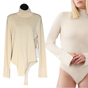 Athleta x Alicia Keys Chantilly Cream Inner Strength Long Sleeve Bodysuit Sz XS